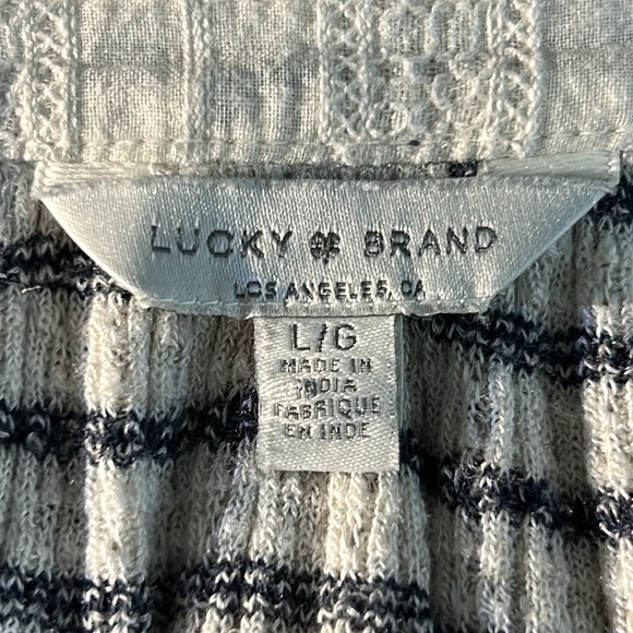 Lucky Brand Drop Needle Navy & Oatmeal Striped Viscose / Linen Knit Blouse Top L - Picture 13 of 16